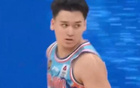 伊力福拉提25分3板1斷，12中9，三分6中4。