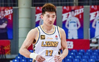 北京廣廈對(duì)決，犯規(guī)多罰球少，北京27次罰球，廣廈41次罰球。