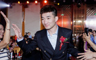 廣廈奪冠慶功宴，王博領(lǐng)獎(jiǎng)，老臣齊聚，胡金秋獻(xiàn)舞敬酒。