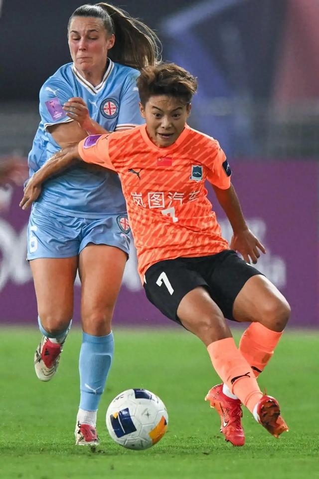 祝賀武漢隊奪得首屆女足亞冠冠軍！