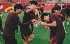 徐布勞受傷，伊萬選材試錯，王子銘邊鋒，楊明洋邊前衛(wèi)。