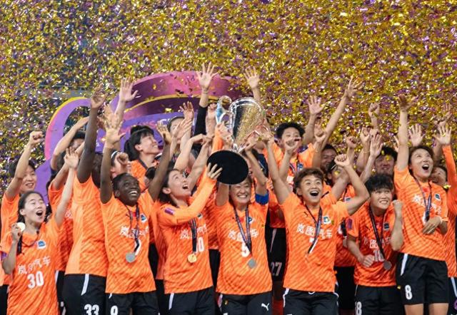 亞冠賽場，武體人奪魁！光彩奪目！