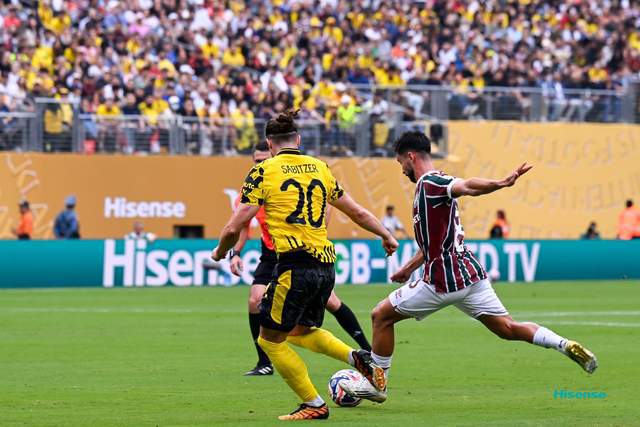 球迷狂熱，0-0激戰(zhàn)！調(diào)侃弟媳父心。