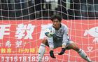 蘇超鹽城門將神勇?lián)渚龋?7歲替補(bǔ)家庭曝光，令人感慨。