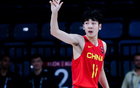 張博源半場(chǎng)表現(xiàn)亮眼，11投6中，罰球全中，得17分4板！