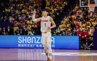媒體人：男籃缺員，主動鍛煉新人勝于被動輸球。